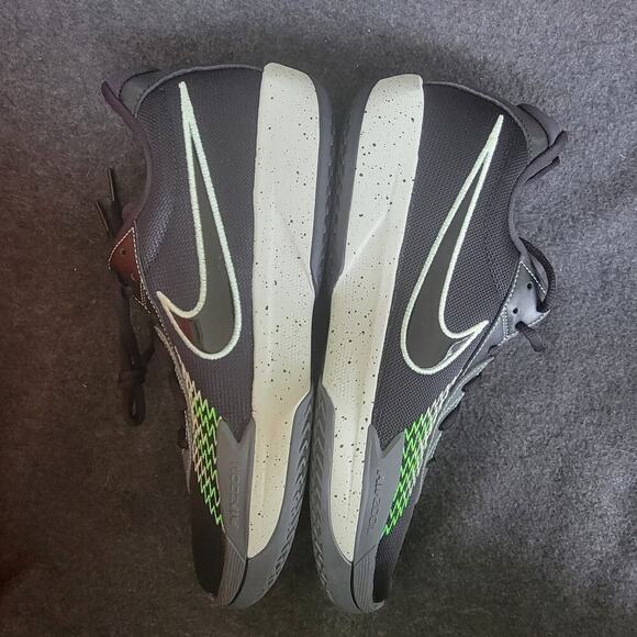 NIKE AIR ZOOM G.T. CUT ACADEMY BLACK/VOLT-ANTHRACITE‎ SIZE MEN\'S 13